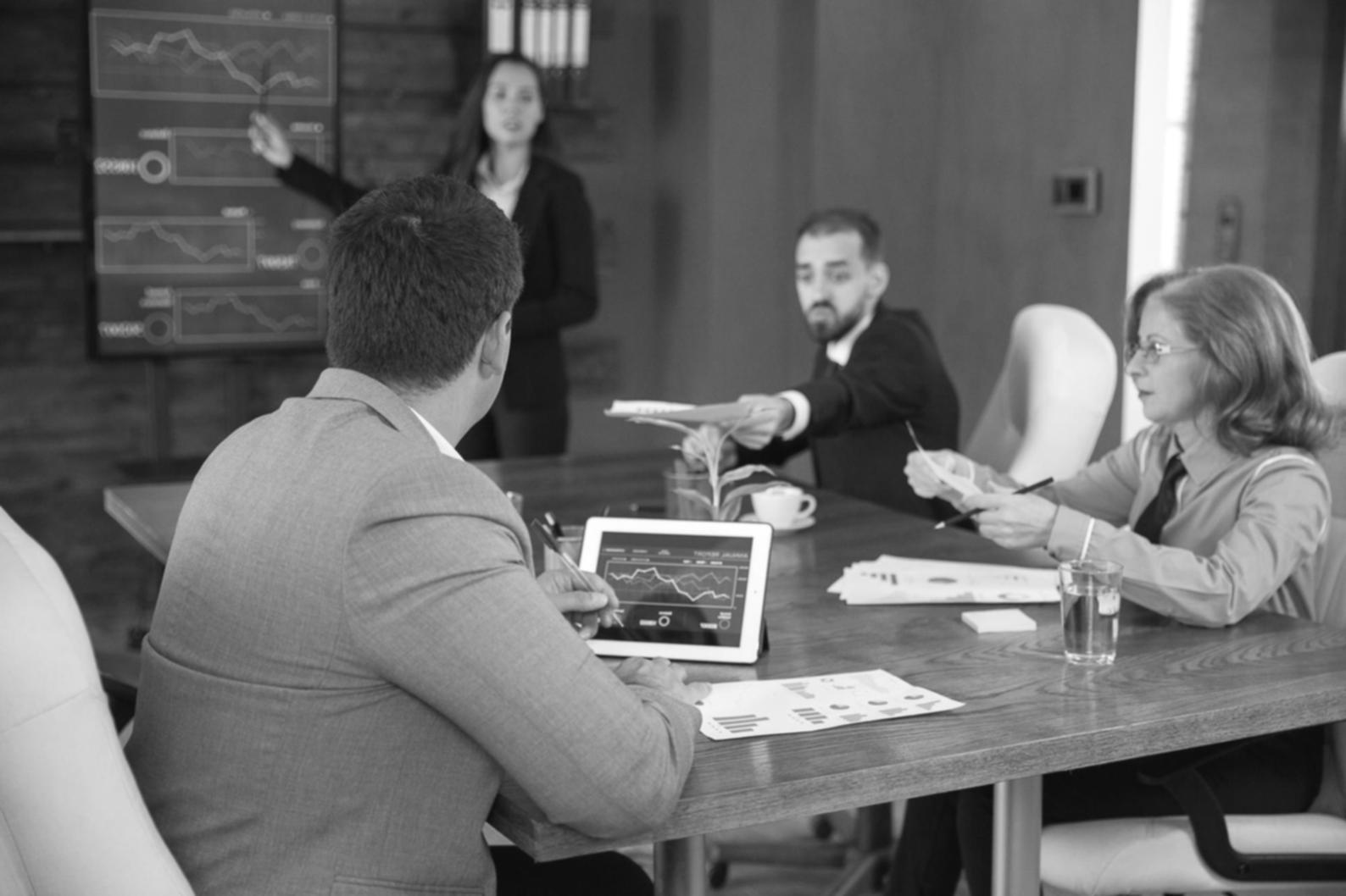 Modelos financieros y análisis de viabilidad de inversiones